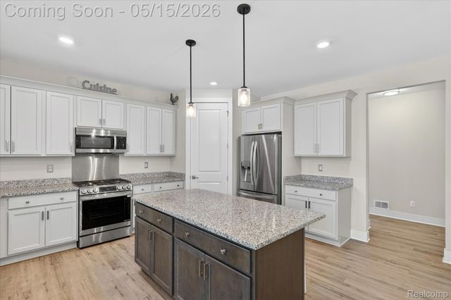 8130 Hinchey Road, Putnam Township, MI 48169