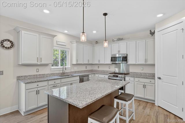 8130 Hinchey Road, Putnam Township, MI 48169