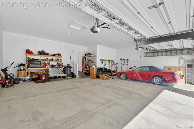 8130 Hinchey Road, Putnam Township, MI 48169