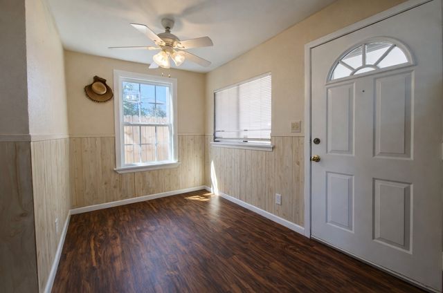 1716 Ridgewood Drive, Denison, TX 75020