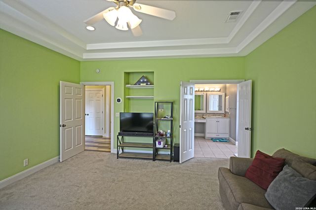 1031 KINGS COVE DR, Canyon Lake, TX 78133