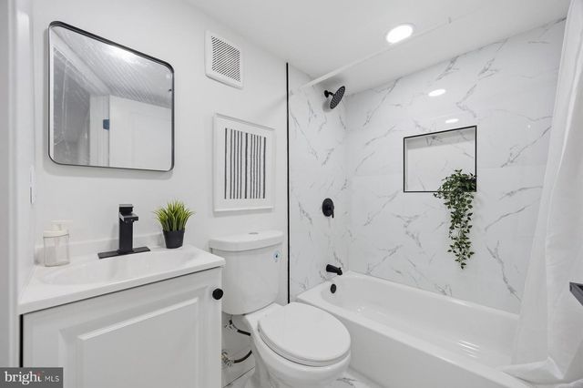 2503 LOYOLA SOUTHWAY, Baltimore, MD 21215