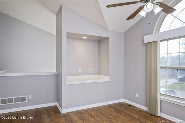 1034 Brookstone Ct, Georgetown, IN 47122