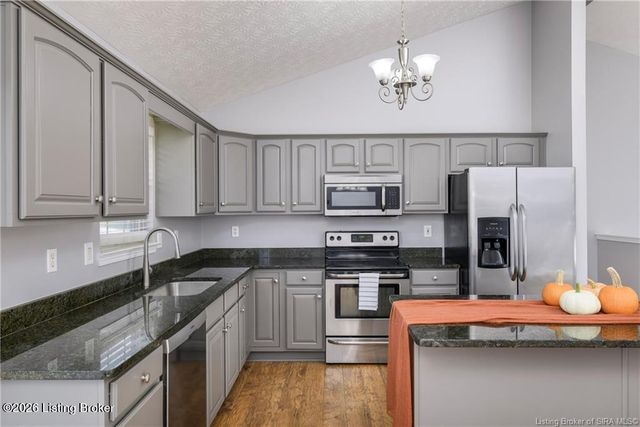 1034 Brookstone Ct, Georgetown, IN 47122