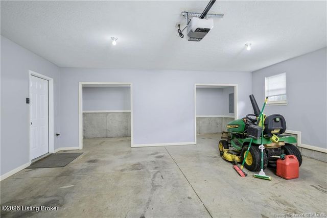 1034 Brookstone Ct, Georgetown, IN 47122