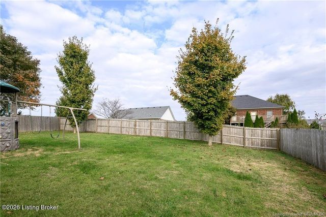 1034 Brookstone Ct, Georgetown, IN 47122