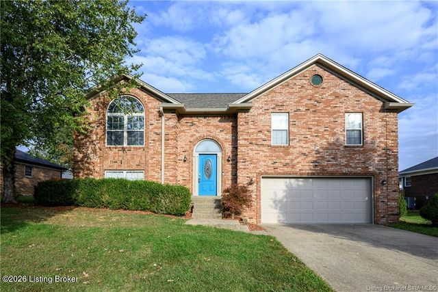 1034 Brookstone Ct, Georgetown, IN 47122