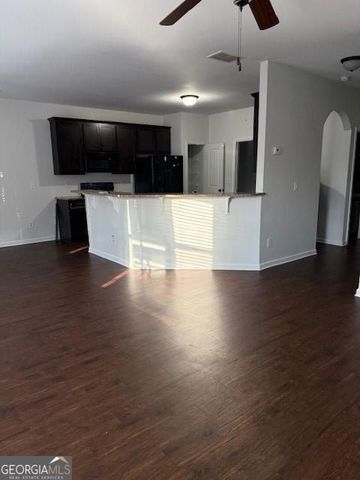 313 Clover Brook Drive, Locust Grove, GA 30248