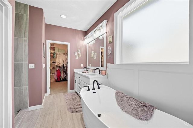 16955 S Elmridge Street, Olathe, KS 66062