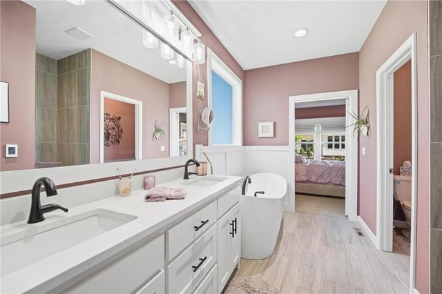 16955 S Elmridge Street, Olathe, KS 66062