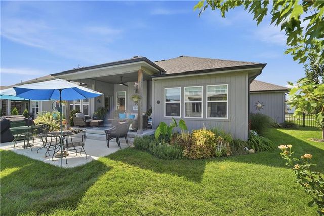 16955 S Elmridge Street, Olathe, KS 66062