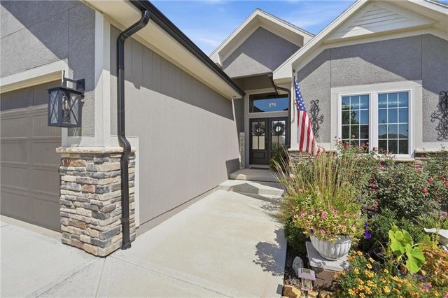 16955 S Elmridge Street, Olathe, KS 66062