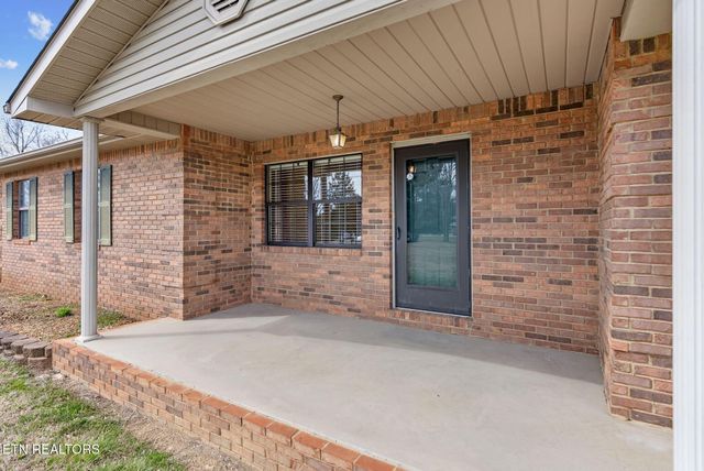 6815 Ward Rd, Knoxville, TN 37918