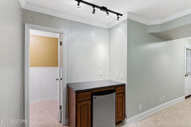 6815 Ward Rd, Knoxville, TN 37918