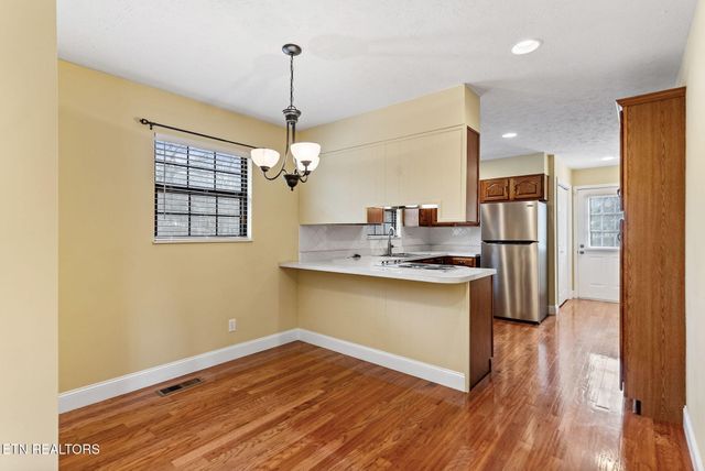 6815 Ward Rd, Knoxville, TN 37918