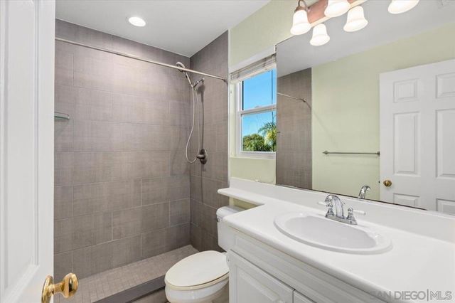 2738 Mackinnon Ranch Rd, Cardiff By The Sea, CA 92007