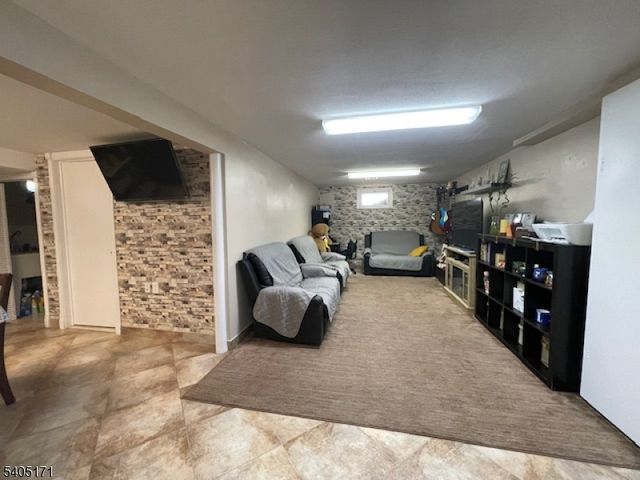 130 Valley View Rd, Hillside Twp., NJ 07205