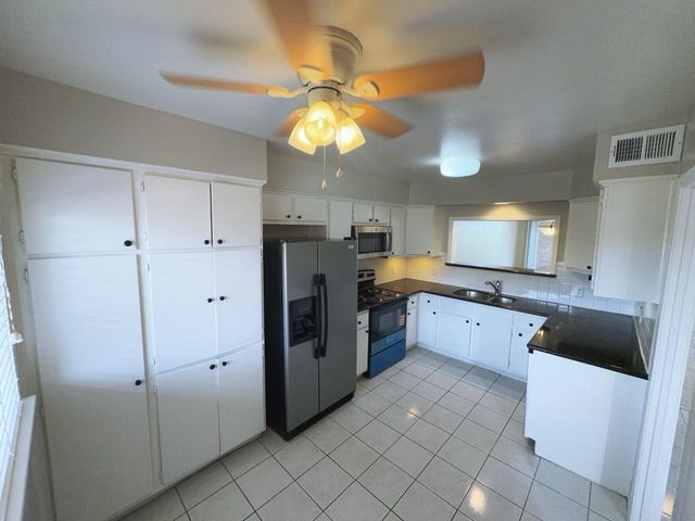 2210 Dorrington Street 405, Houston, TX 77030