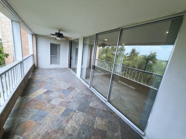 2210 Dorrington Street 405, Houston, TX 77030