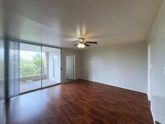 2210 Dorrington Street 405, Houston, TX 77030