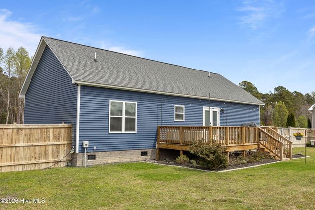 4724 Virginia Dare Drive, Washington, NC 27889