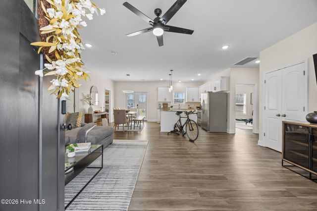 4724 Virginia Dare Drive, Washington, NC 27889