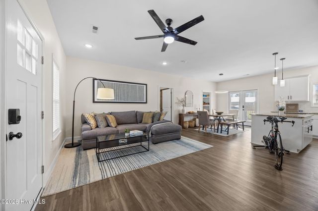 4724 Virginia Dare Drive, Washington, NC 27889