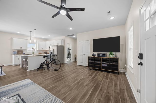 4724 Virginia Dare Drive, Washington, NC 27889