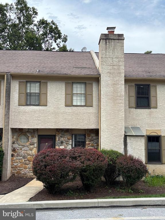 703 ANDOVER CT, West Chester, PA 19382