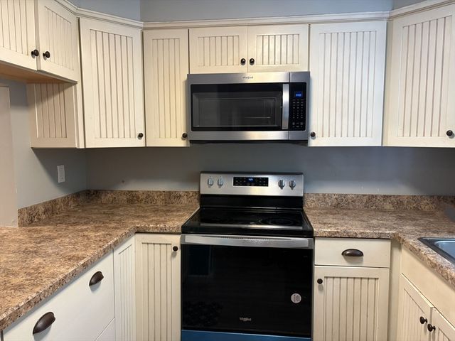 248 Camp St A4, Yarmouth, MA 02601