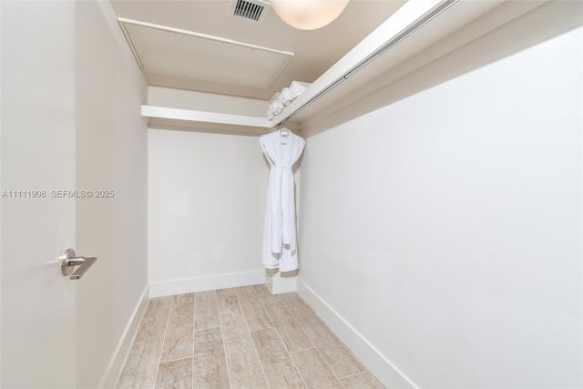 102 24th Street 1019, Miami Beach, FL 33139