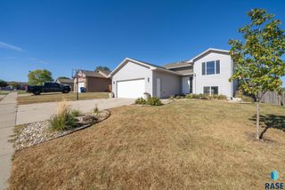8008 W Browning St Street, Sioux Falls, SD 57106