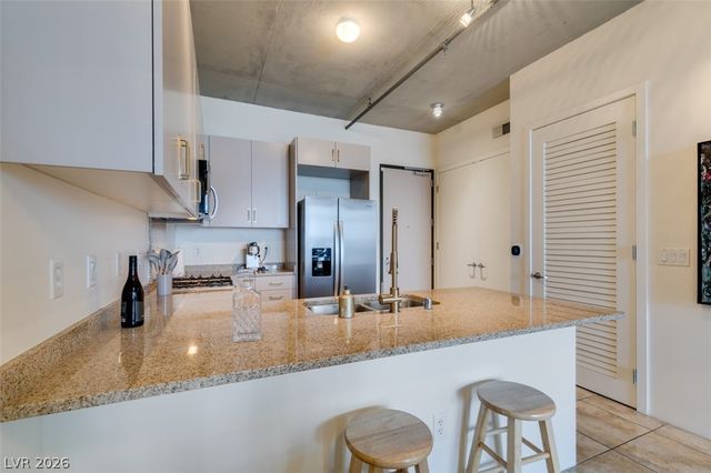 353 East Bonneville Avenue 343, Las Vegas, NV 89101