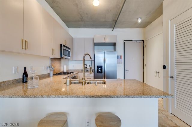 353 East Bonneville Avenue 343, Las Vegas, NV 89101