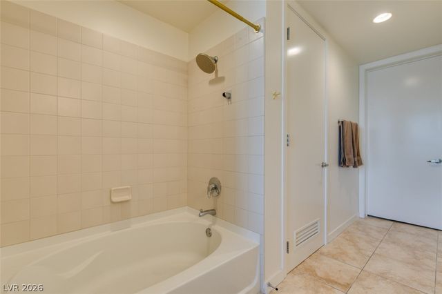 353 East Bonneville Avenue 343, Las Vegas, NV 89101