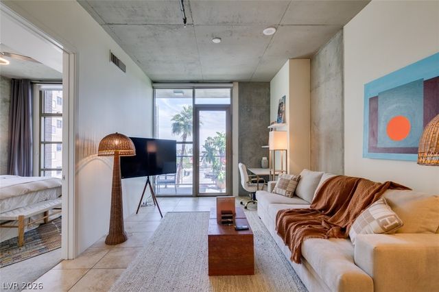 353 East Bonneville Avenue 343, Las Vegas, NV 89101