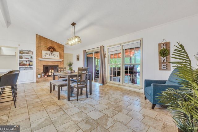 1327 Lakeshore Drive, Griffin, GA 30224