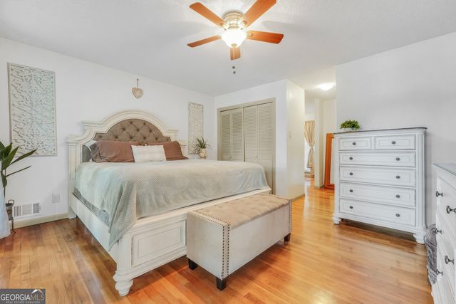 1327 Lakeshore Drive, Griffin, GA 30224