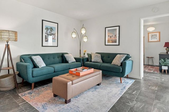 1550 S Camino Real 123, Palm Springs, CA 92264