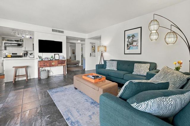 1550 S Camino Real 123, Palm Springs, CA 92264