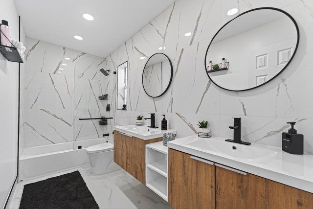 851 SW 67th Avenue, North Lauderdale, FL 33068