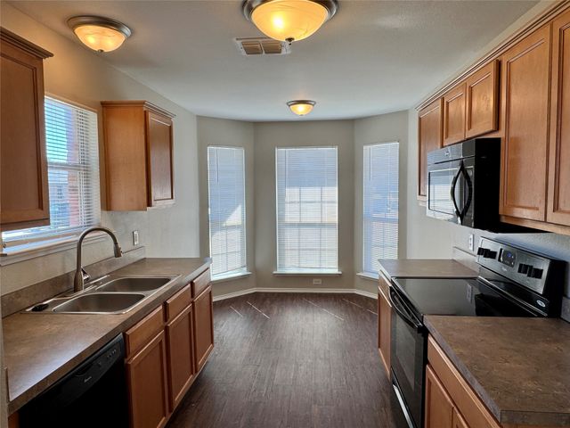 225 AMHERST Drive, Forney, TX 75126
