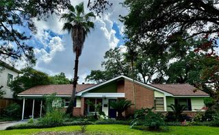 5015 Grape Street, Houston, TX 77096