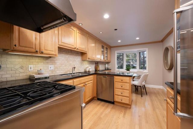 708 University Drive, Menlo Park, CA 94025