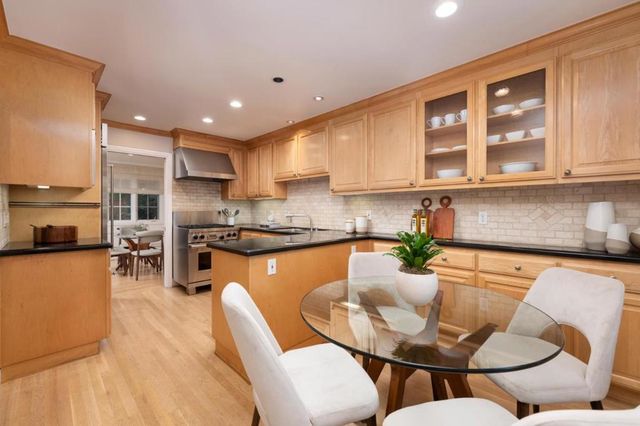 708 University Drive, Menlo Park, CA 94025