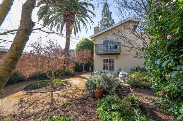 708 University Drive, Menlo Park, CA 94025