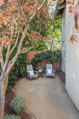 708 University Drive, Menlo Park, CA 94025