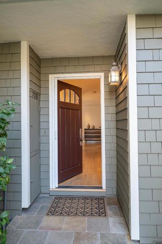 708 University Drive, Menlo Park, CA 94025