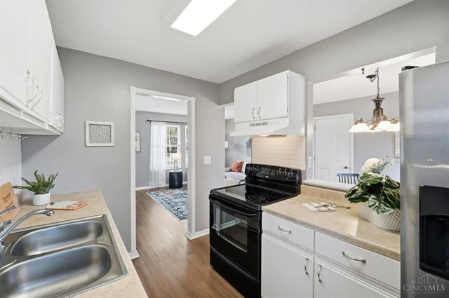 5818 Mt Vernon Drive, Miami Twp, OH 45150