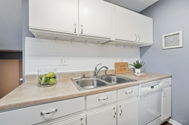 5818 Mt Vernon Drive, Miami Twp, OH 45150